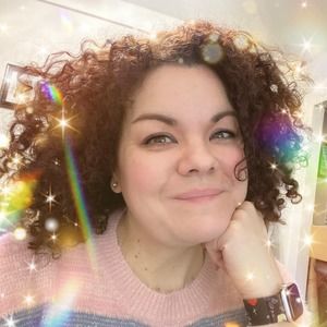 Meet your Posher, Stacy
